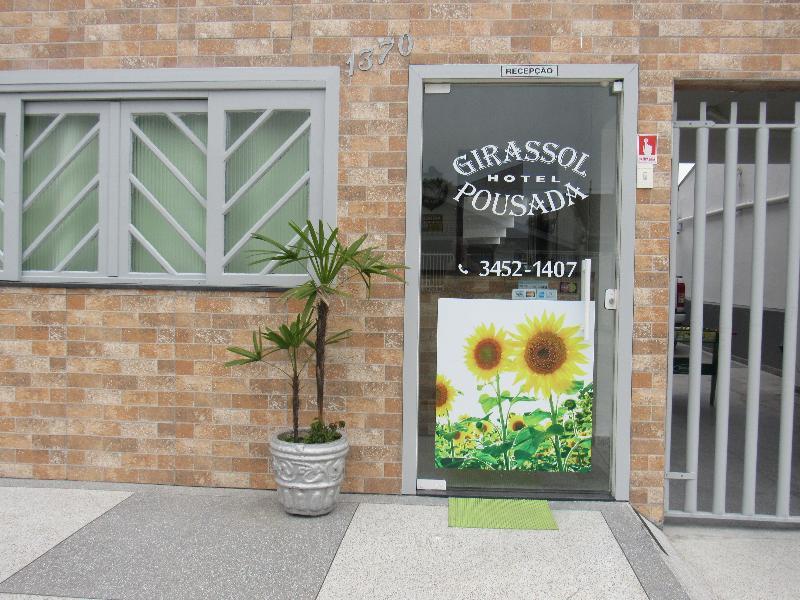 Hotel Pousada Girassol Matinhos Exteriör bild